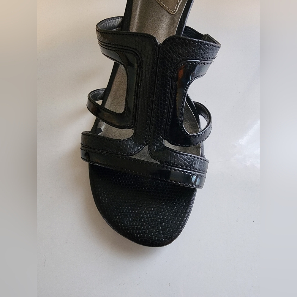 Mootsies Tootsies Black Size 6 Heels - Picture 4 of 10